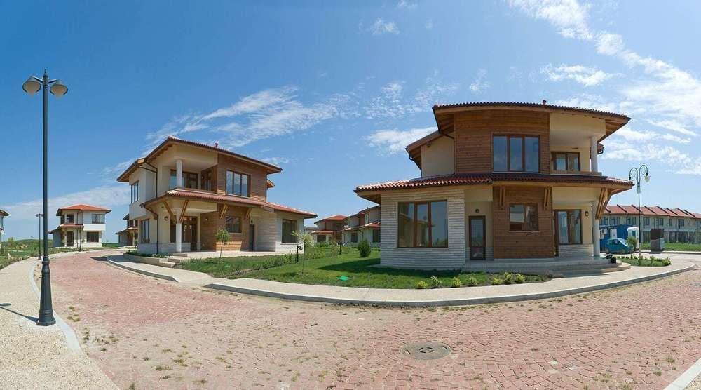 Lighthouse Apartments And Villas Balchik Exterior photo